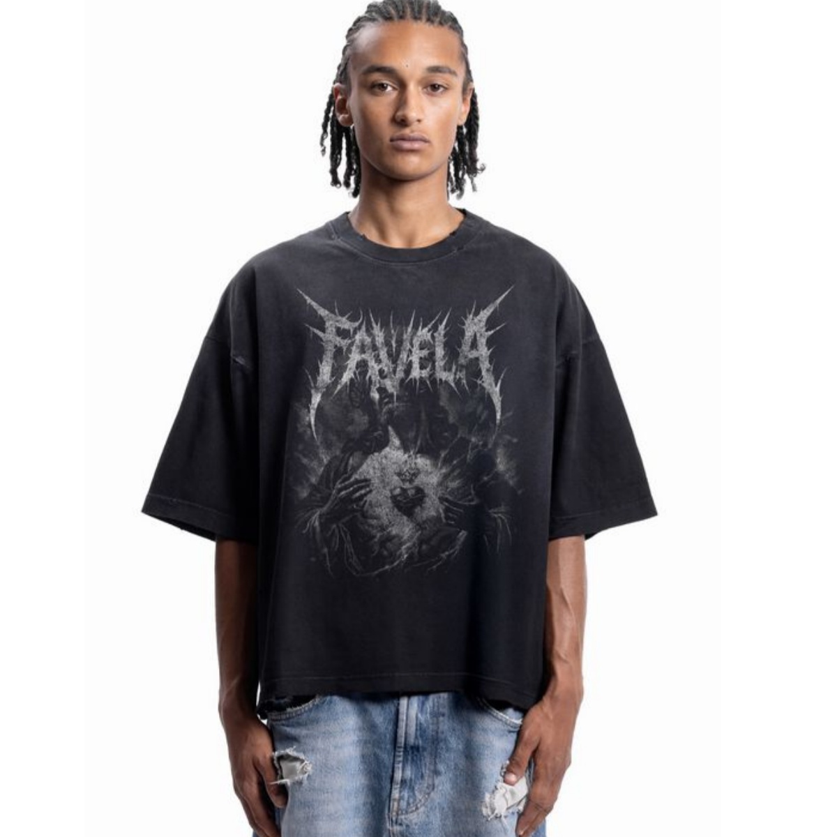 Streetwear Brand Heart - Sacred Heart Metal Font Street 트렌디